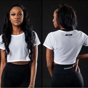 Alphalete boundless mesh top